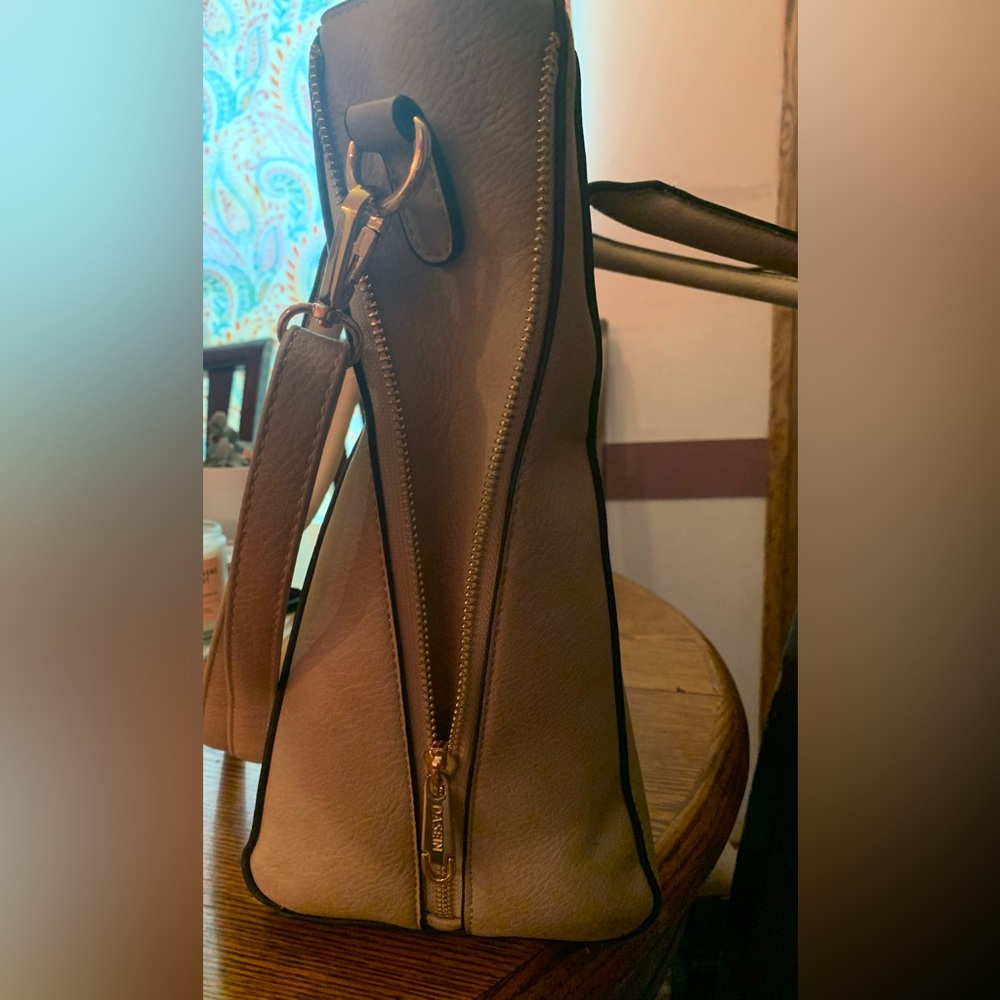 Large purse - Picture 2 of 6